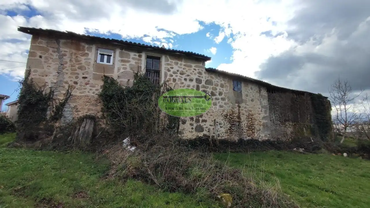House with garden for sale in Maceda, imagen 3