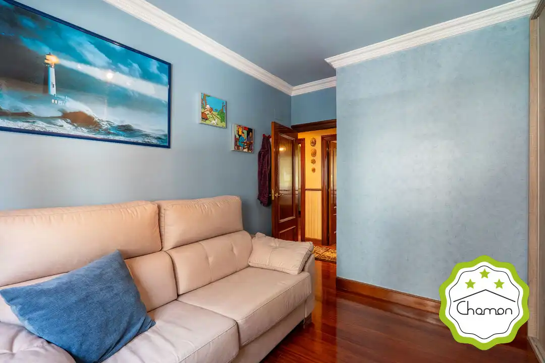 Living room of Flat for sale in Santurtzi   with Heating and Storage room