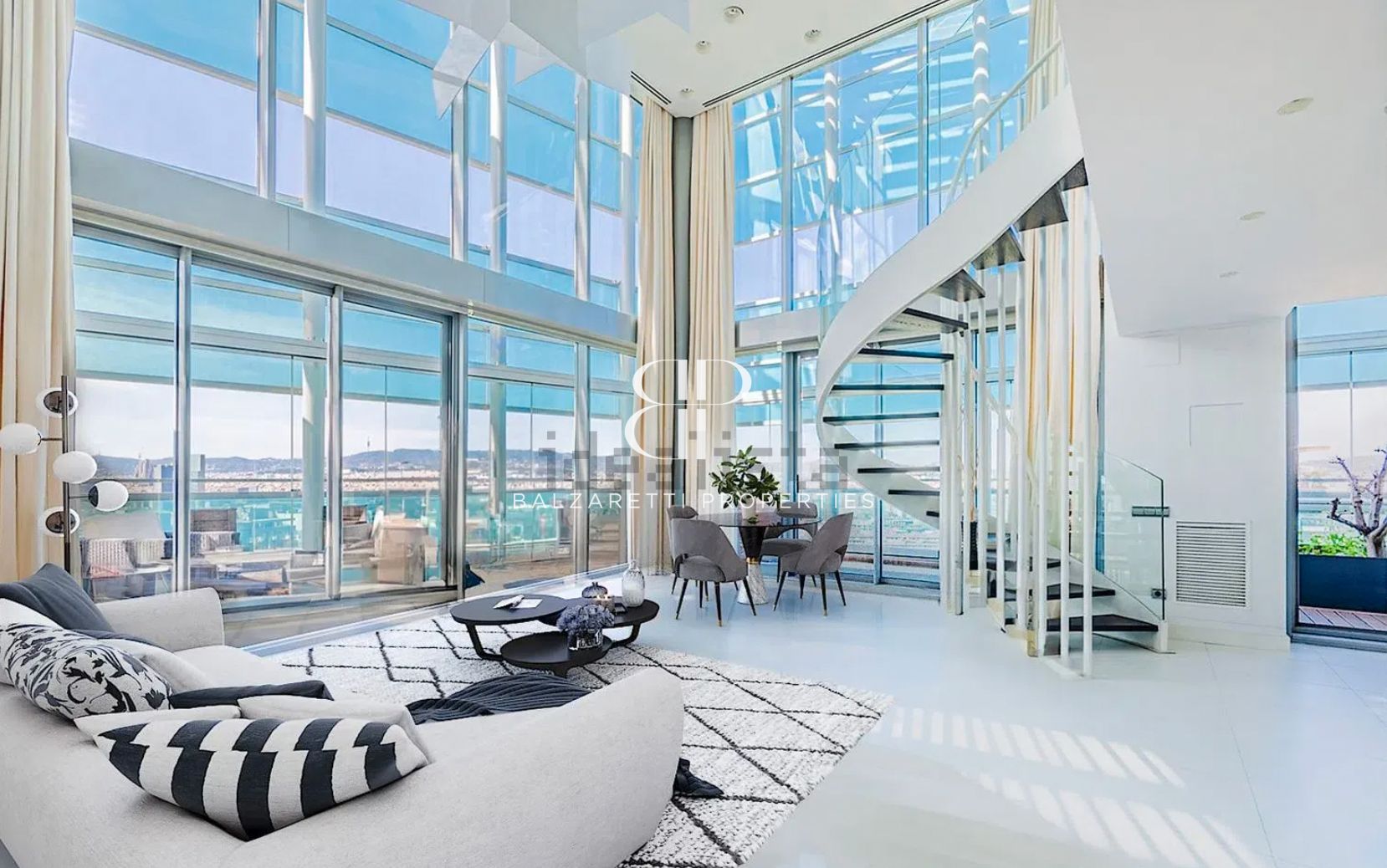 Living room of Duplex for sale in  Barcelona Capital  with Air Conditioner, Heating and Parquet flooring