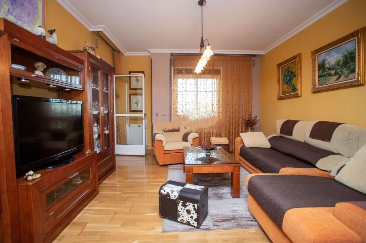 Living room of Flat for sale in Cáceres Capital  with Air Conditioner, Heating and Terrace