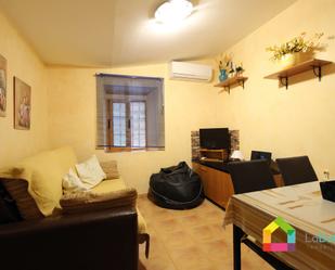 Living room of Apartment to rent in  Toledo Capital  with Air Conditioner