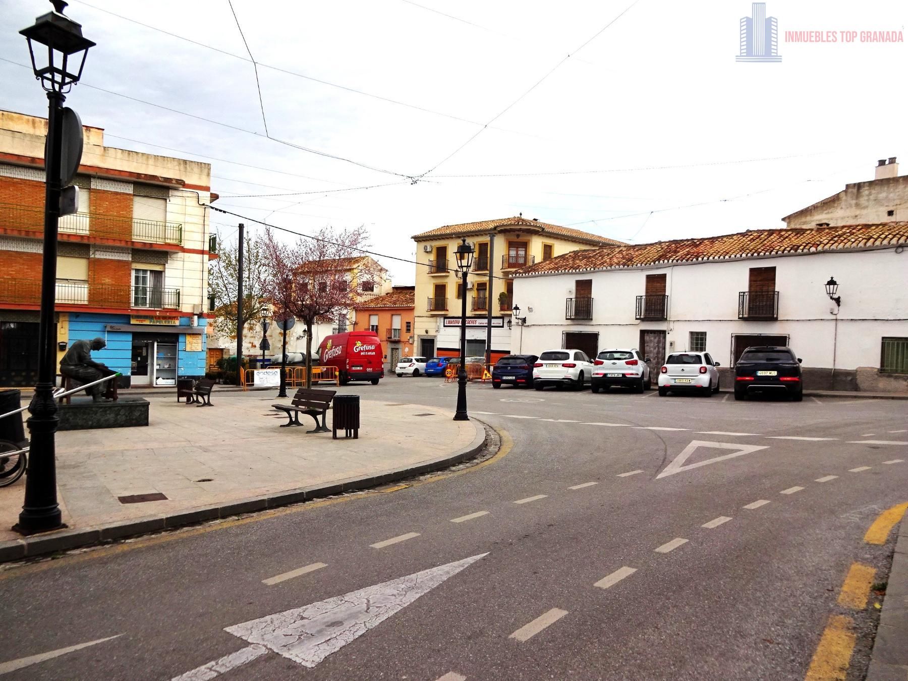 Premises for rent in La Zubia Ciudad