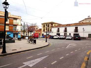 Local comercial en alquiler en La Zubia Ciudad
