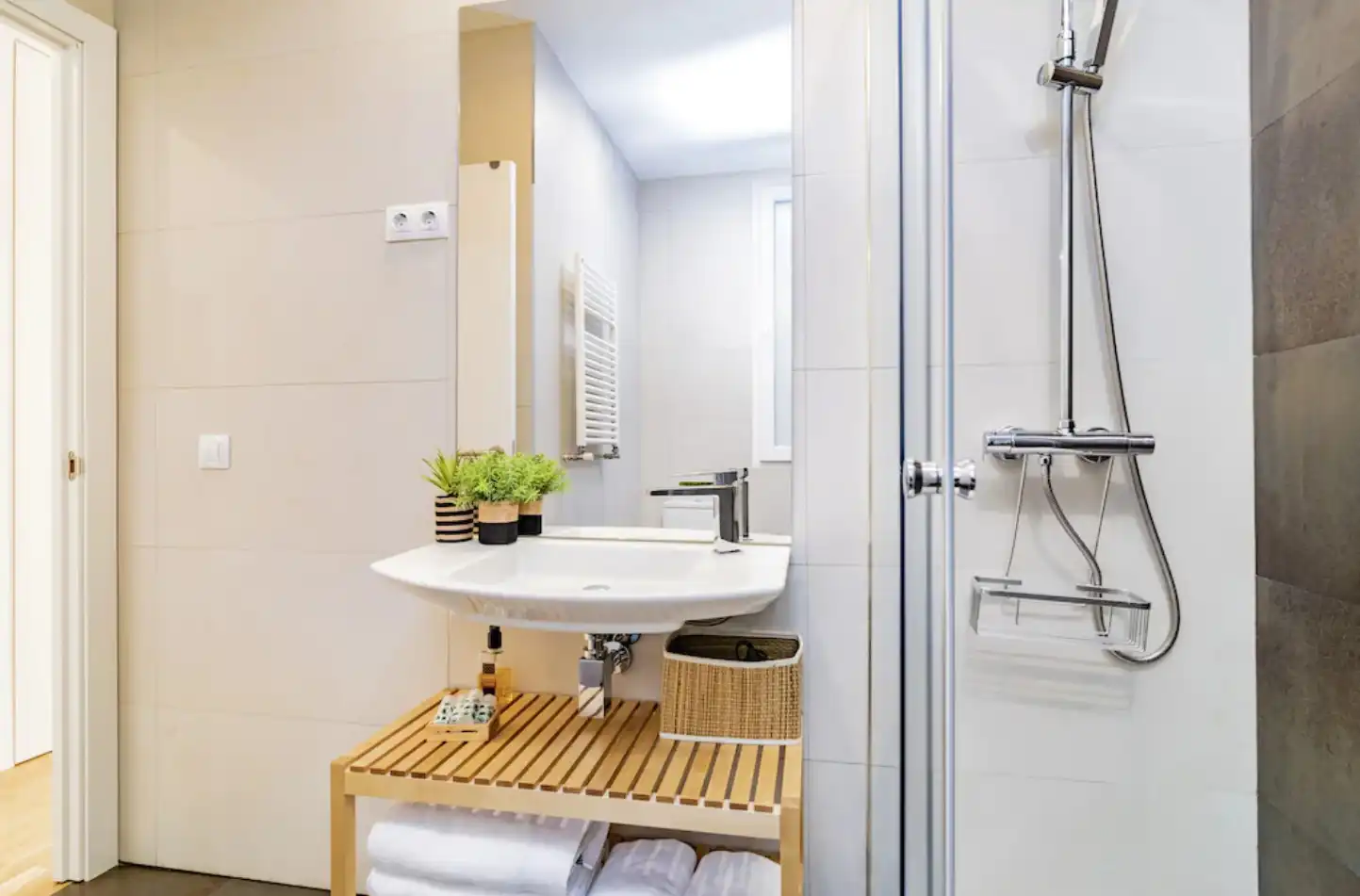 Bathroom of Flat for rent in Centre