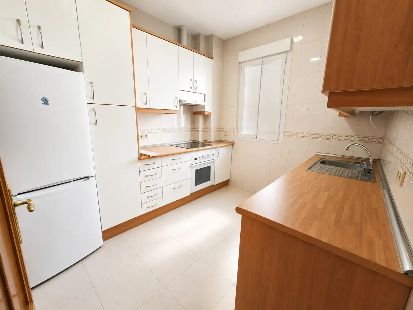 Flat with lift to rent in Avenida de Menéndez Pelayo