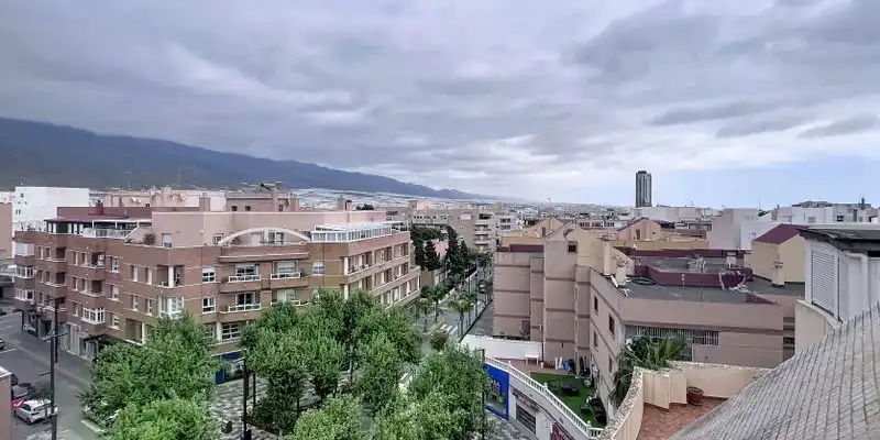 Vista exterior de Pis en venda en El Ejido amb Terrassa i Balcó