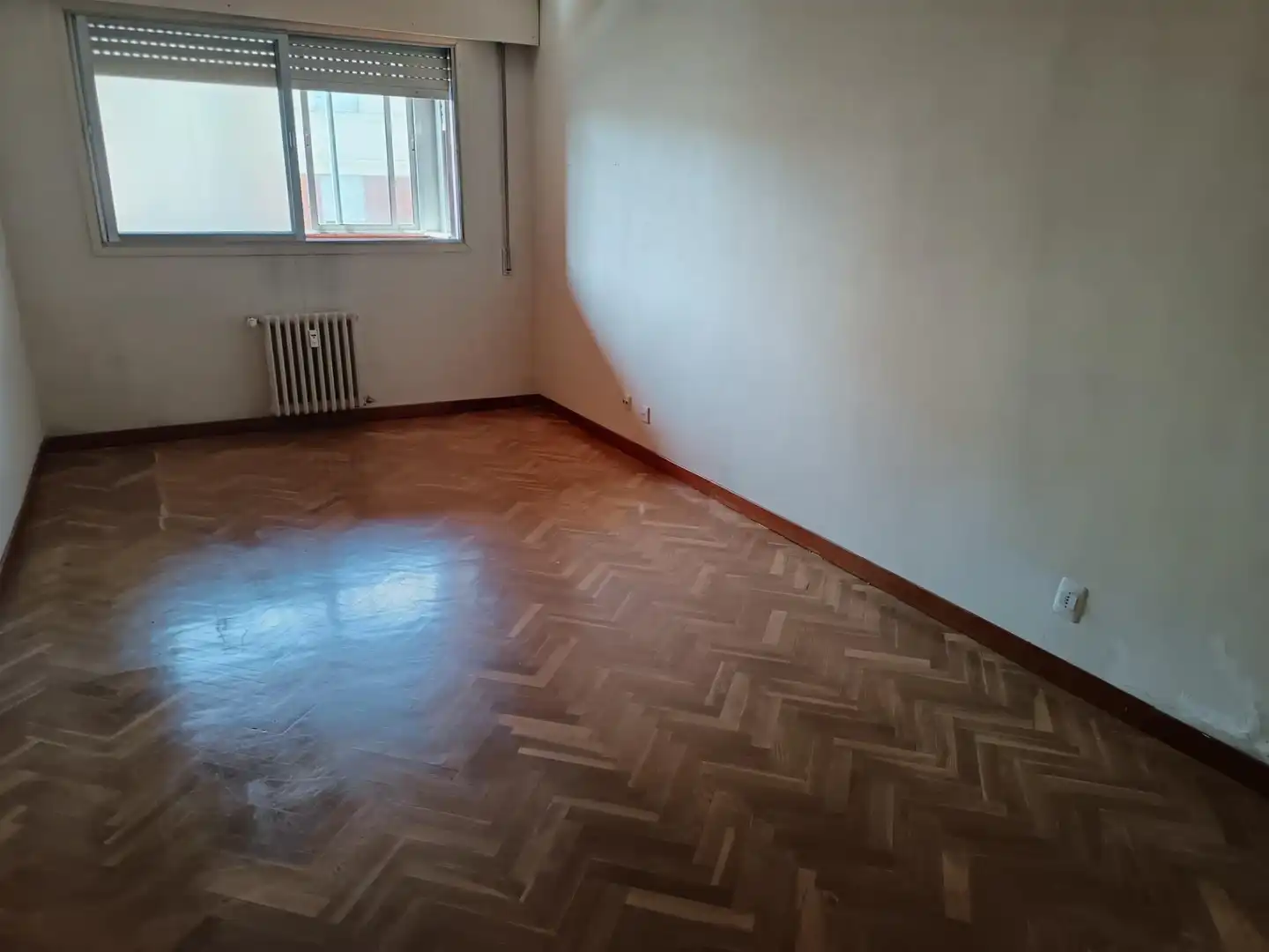 Habitación de Piso en venta en Valladolid con Calefacción
