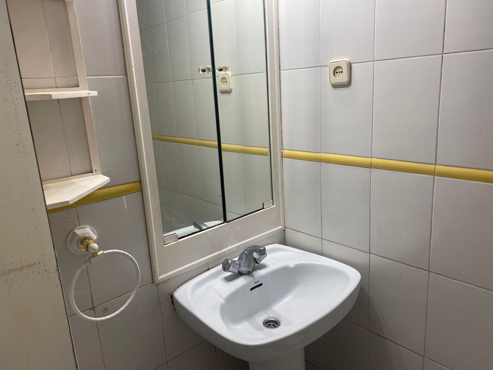 Bathroom of Flat for sale in  Madrid Capital