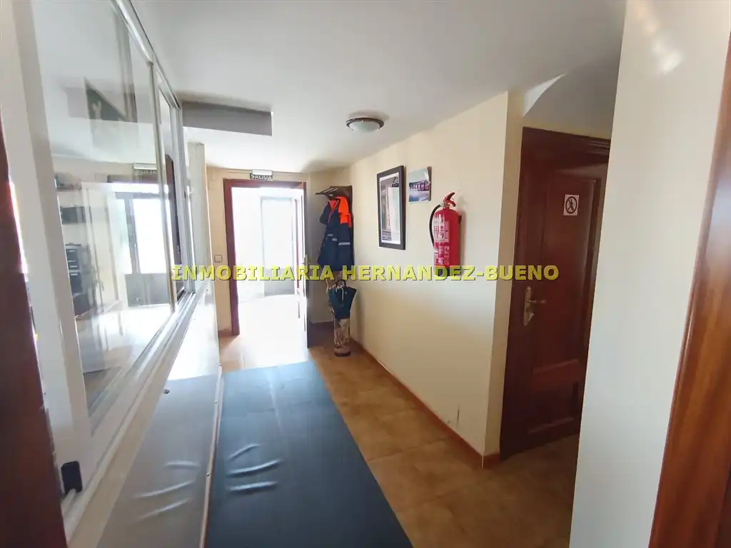 Büro zur Miete in Salamanca mit Klimaanlage, Heizung und Möbliert