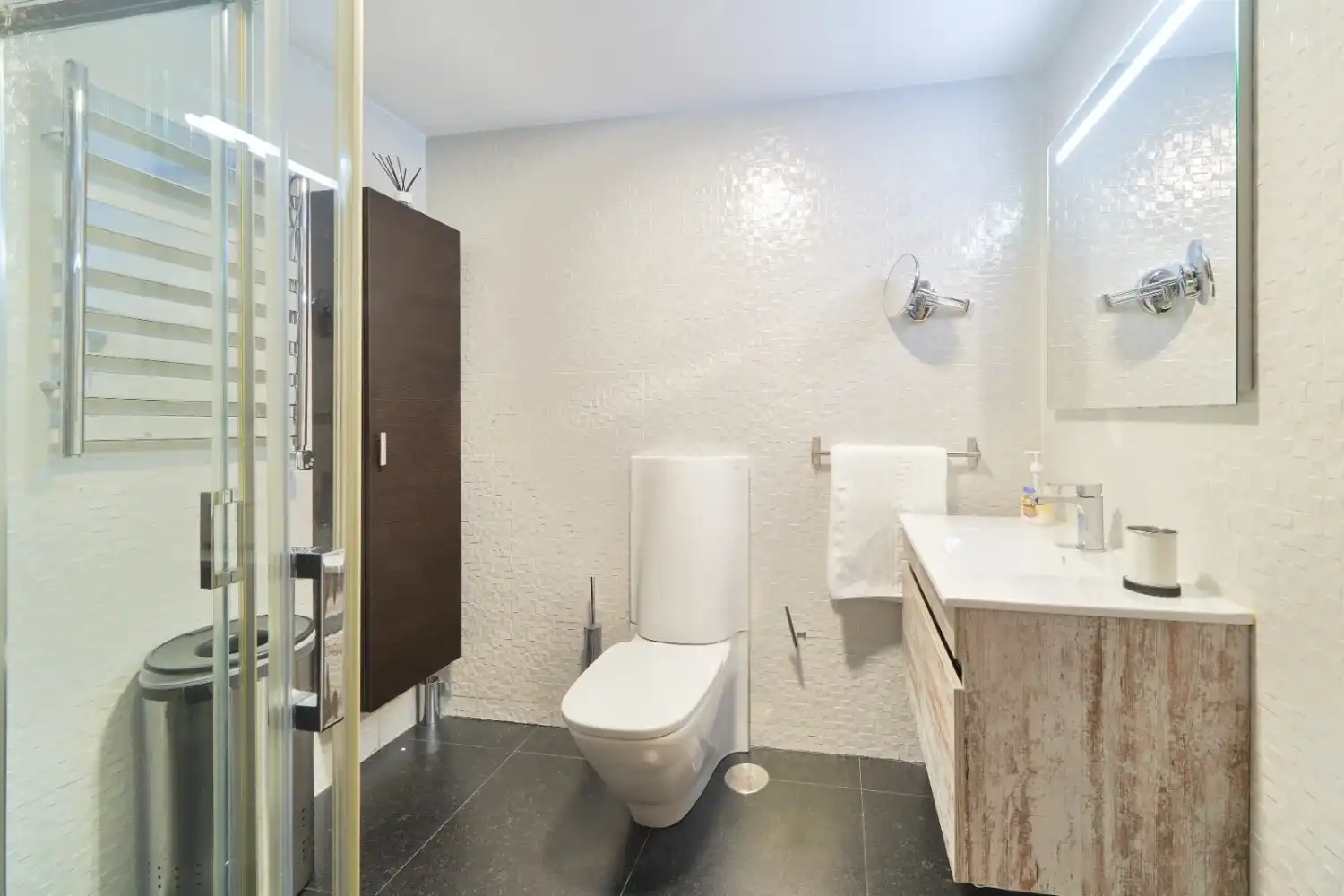 Baño de Ático de alquiler en Málaga con Aire acondicionado, Amueblado y Lavadora