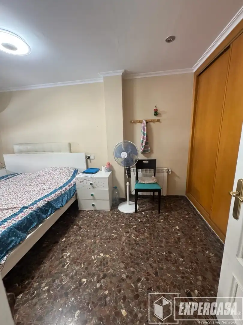 Schlafzimmer von Country house zum Verkauf in Albal mit Klimaanlage und Terrasse