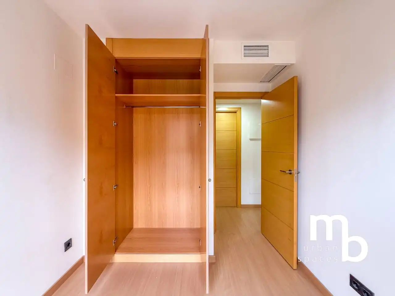 Flat for rent in Madrid  with Air Conditioner, Heating and Swimming Pool