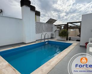 Swimming pool of House or chalet for sale in  Córdoba Capital  with Air Conditioner, Storage room and Swimming Pool