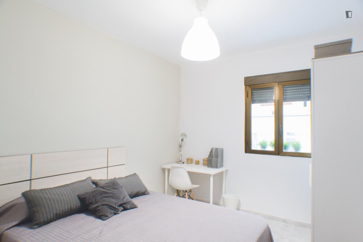 Apartment to share in Cuatro Caminos - Azca
