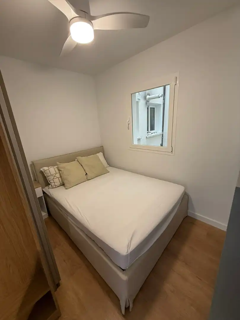 Habitación de Apartamento de alquiler en Marbella con Aire acondicionado, Calefacción y Terraza