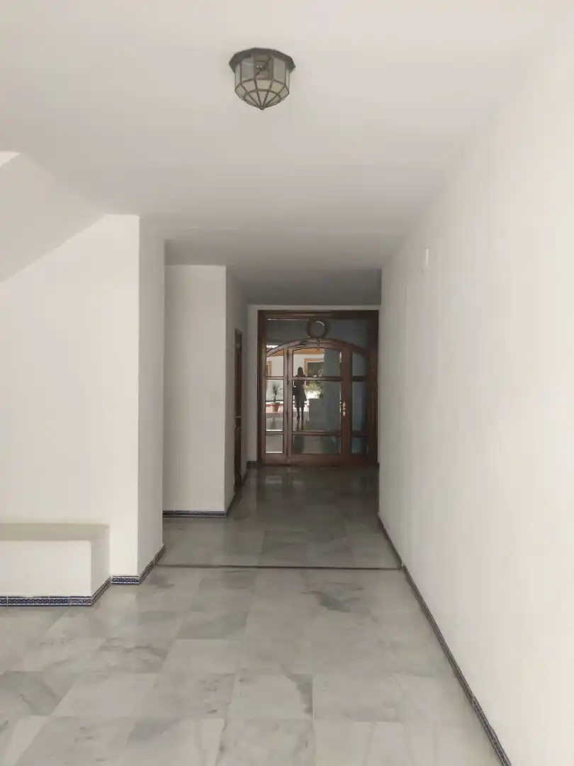 Flat for rent in Sevilla  with Air Conditioner, Heating and Furnished
