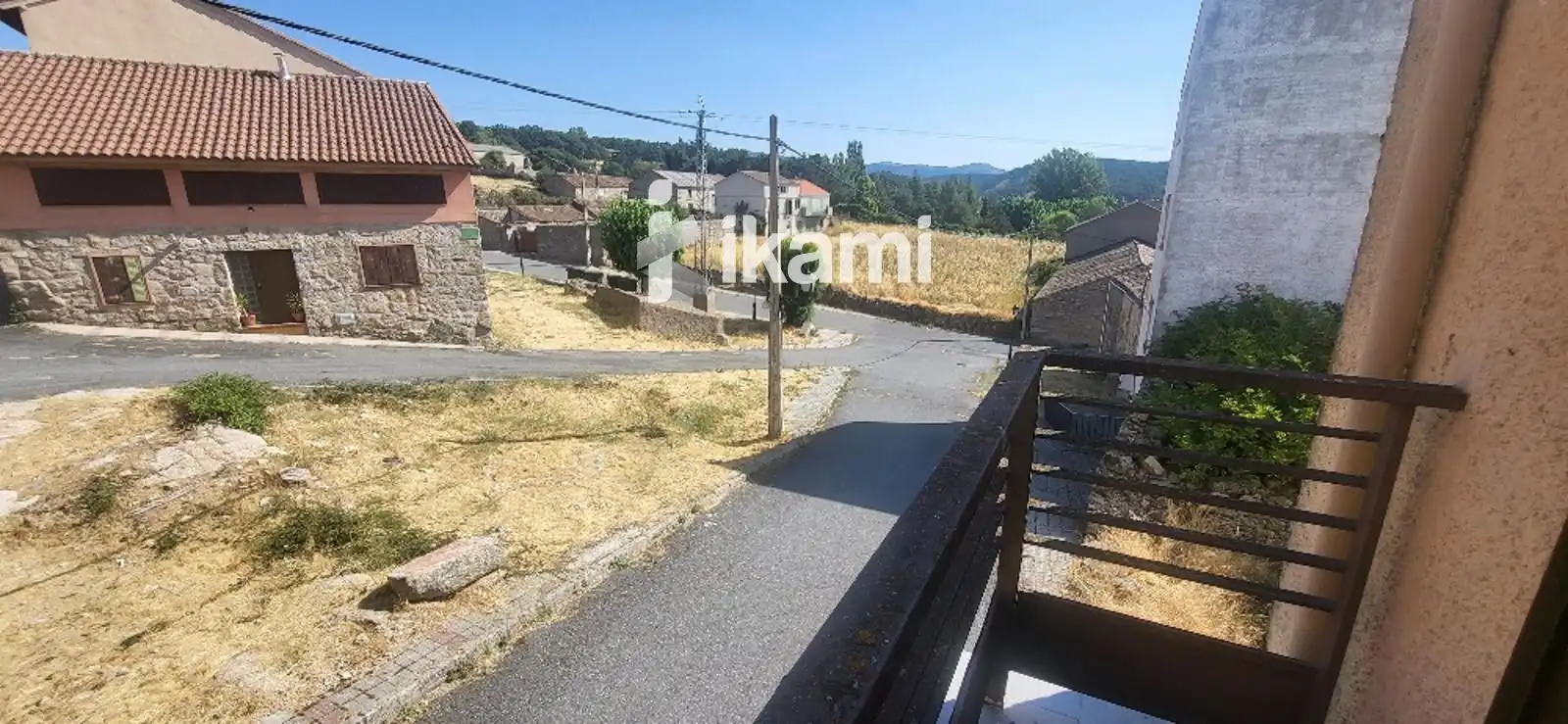 Buildings for sale in Peguerinos