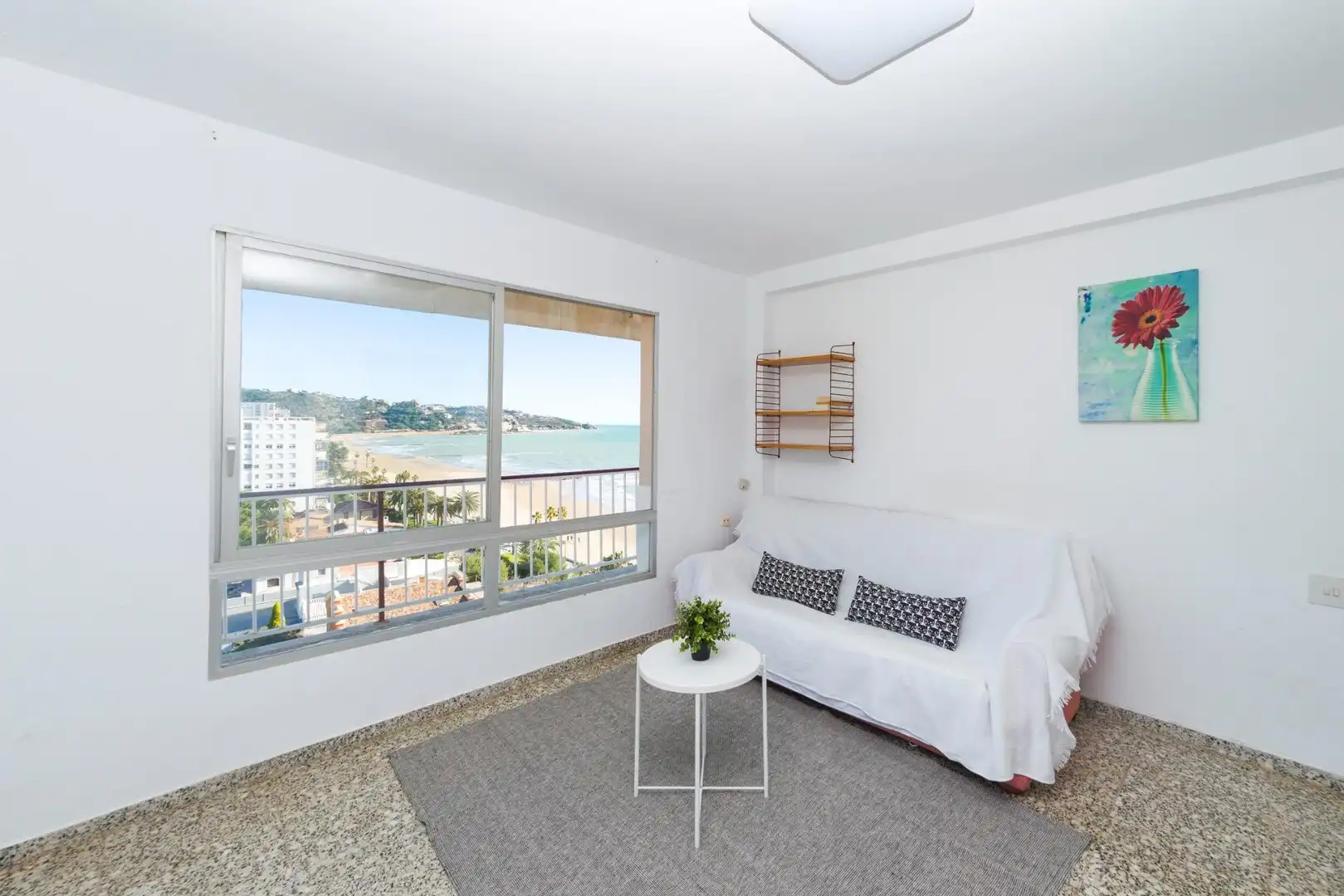 Dormitori de Apartament en venda en Benicasim / Benicàssim amb Jardí privat, Terrassa i Traster