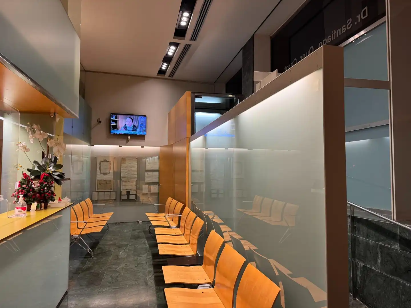 Business premises for sale in Carrer SANTIAGO RUSIÑOL, imagen 4
