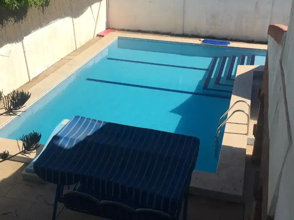 Schwimmbecken von Wohnung zum Verkauf in Urbasur