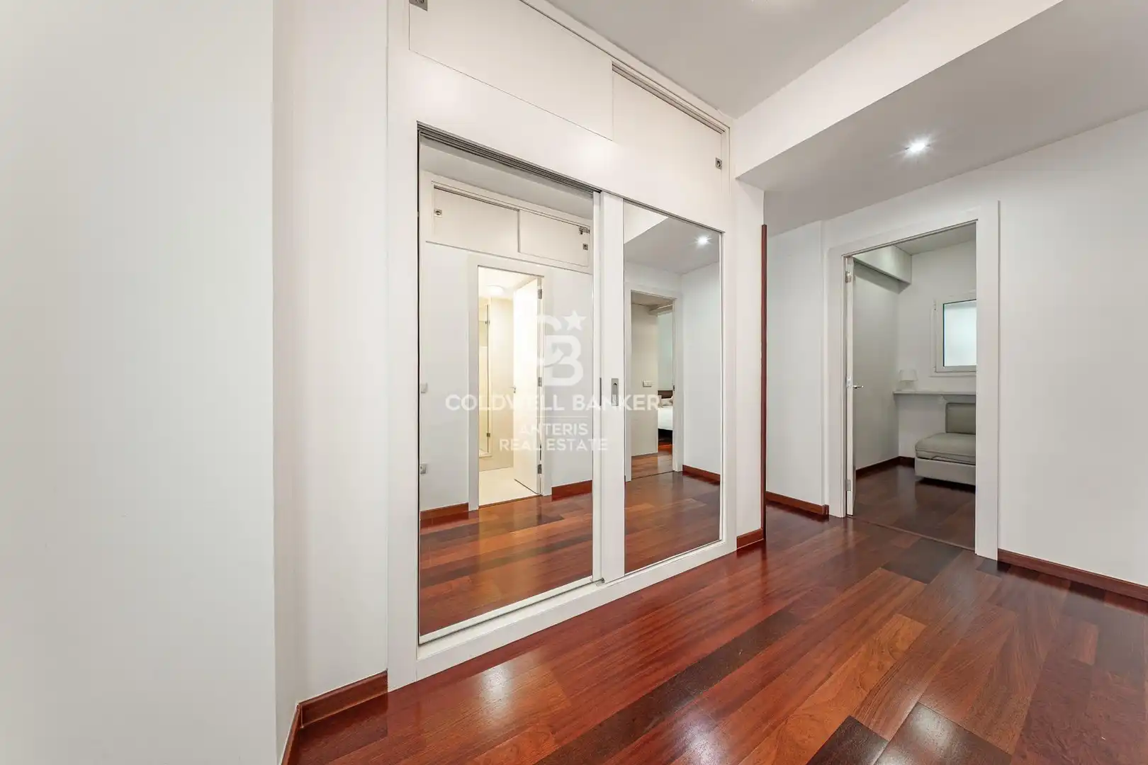 Piso en venta en Barcelona con Aire acondicionado, Calefacción y Parquet