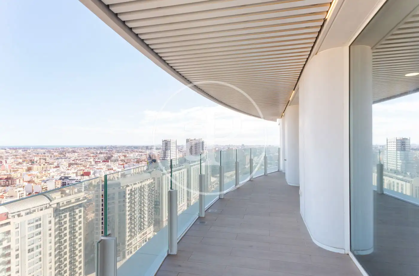 Flat for rent in Av. de les Corts Valencianes, Sant Pau