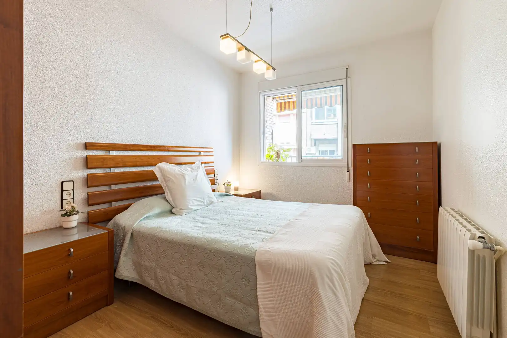 Bedroom of Flat for sale in Sur
