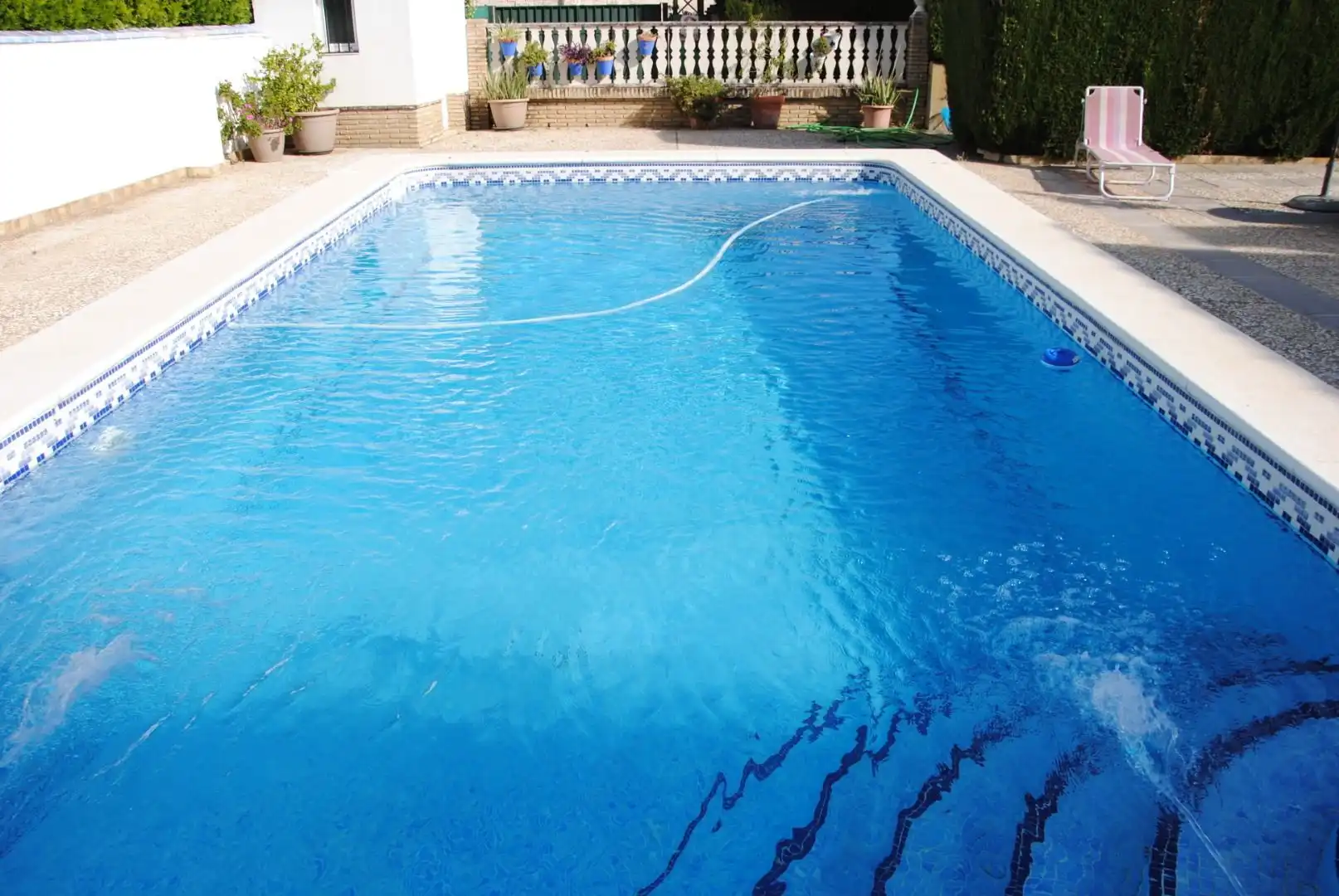 Piscina de Casa o xalet en venda en Espartinas amb Aire condicionat, Calefacció i Jardí privat