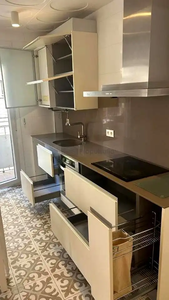 Piso de alquiler en De Sevilla, Ruiseñores