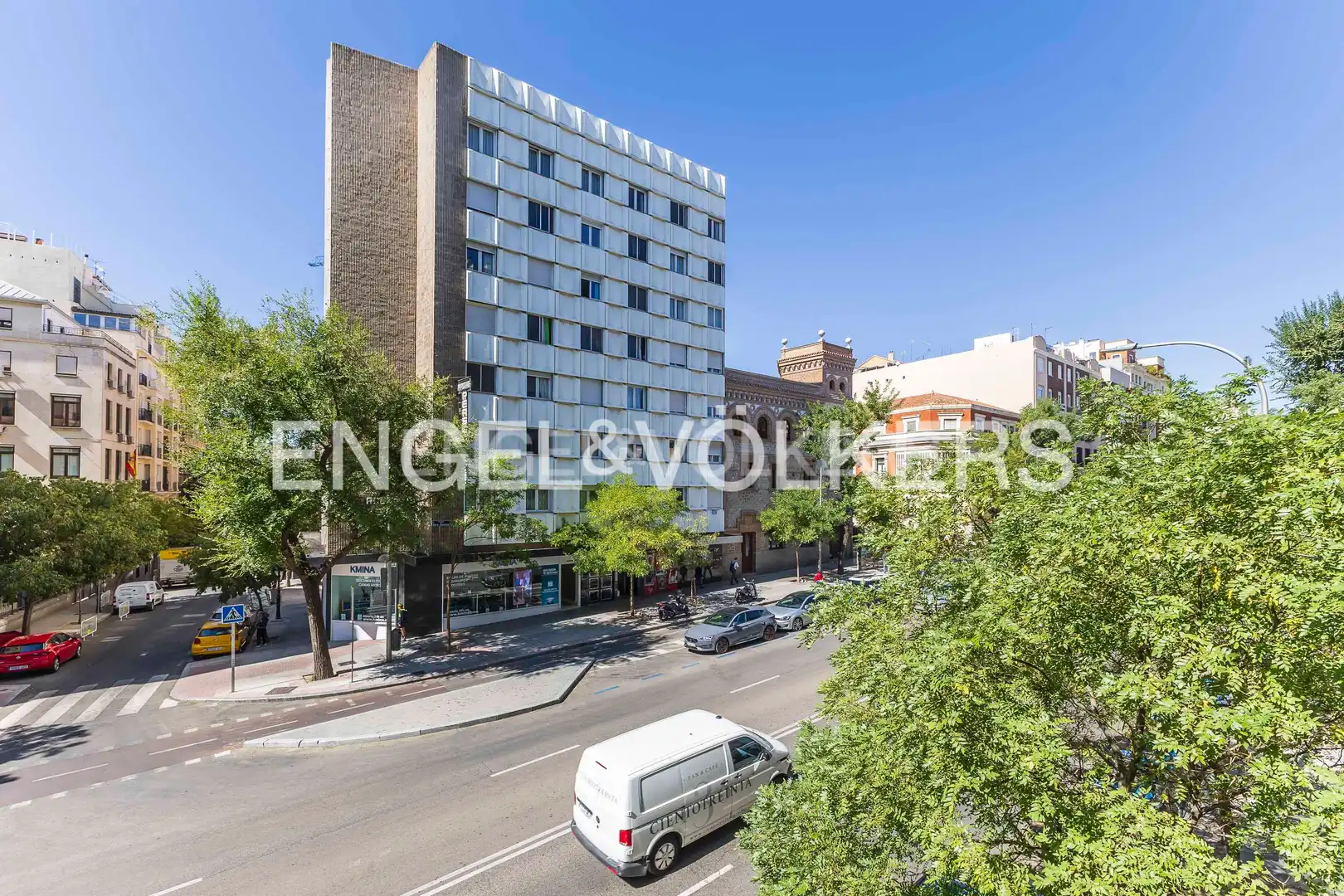 Exterior view of Flat for sale in Madrid  with Air Conditioner, Heating and Terrace