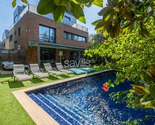 Swimming pool of House or chalet for sale in  Barcelona Capital