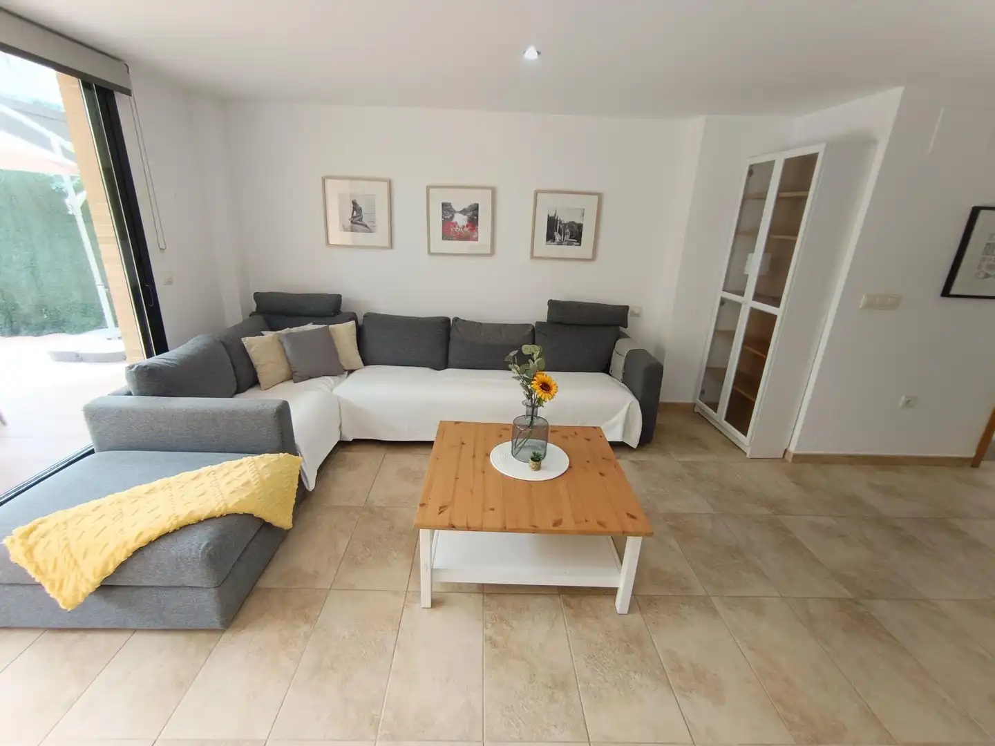 Sala de estar de Casa adosada en venta en Molina de Segura con Aire acondicionado, Calefacción y Jardín privado