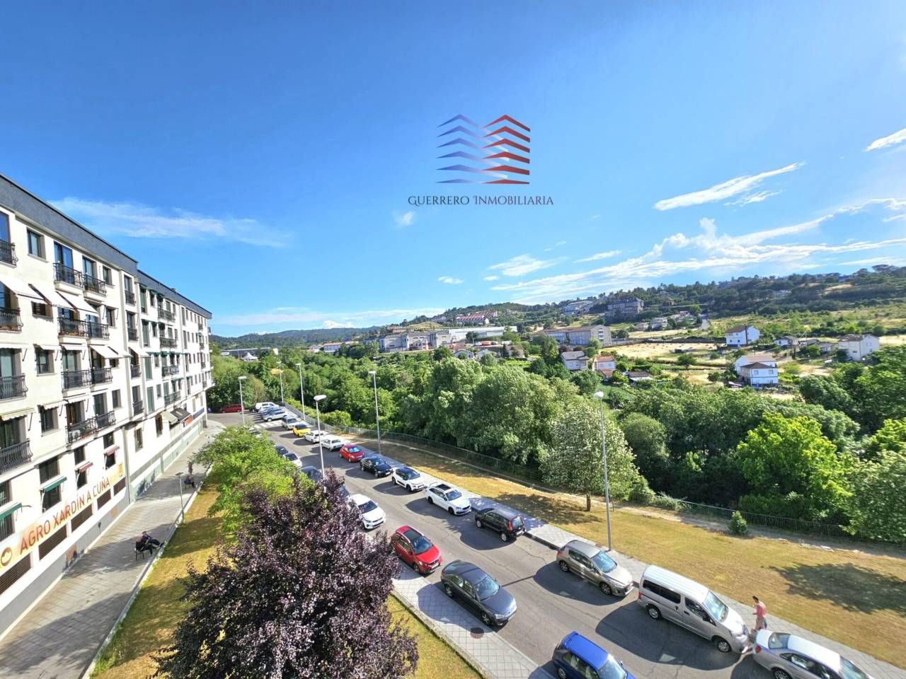 Vista exterior de Dúplex de alquiler en Ourense Capital  con Calefacción, Parquet y Terraza