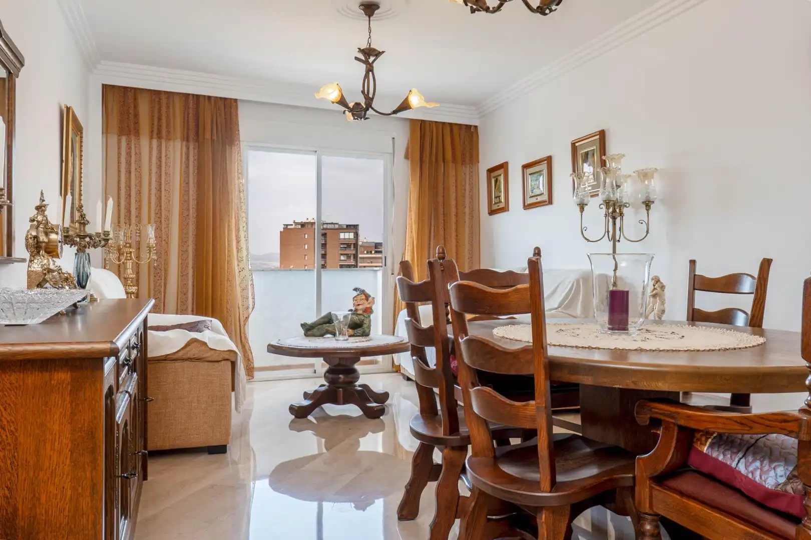 Dining room of Flat for sale in Granada  with Air Conditioner, Furnished and Balcony