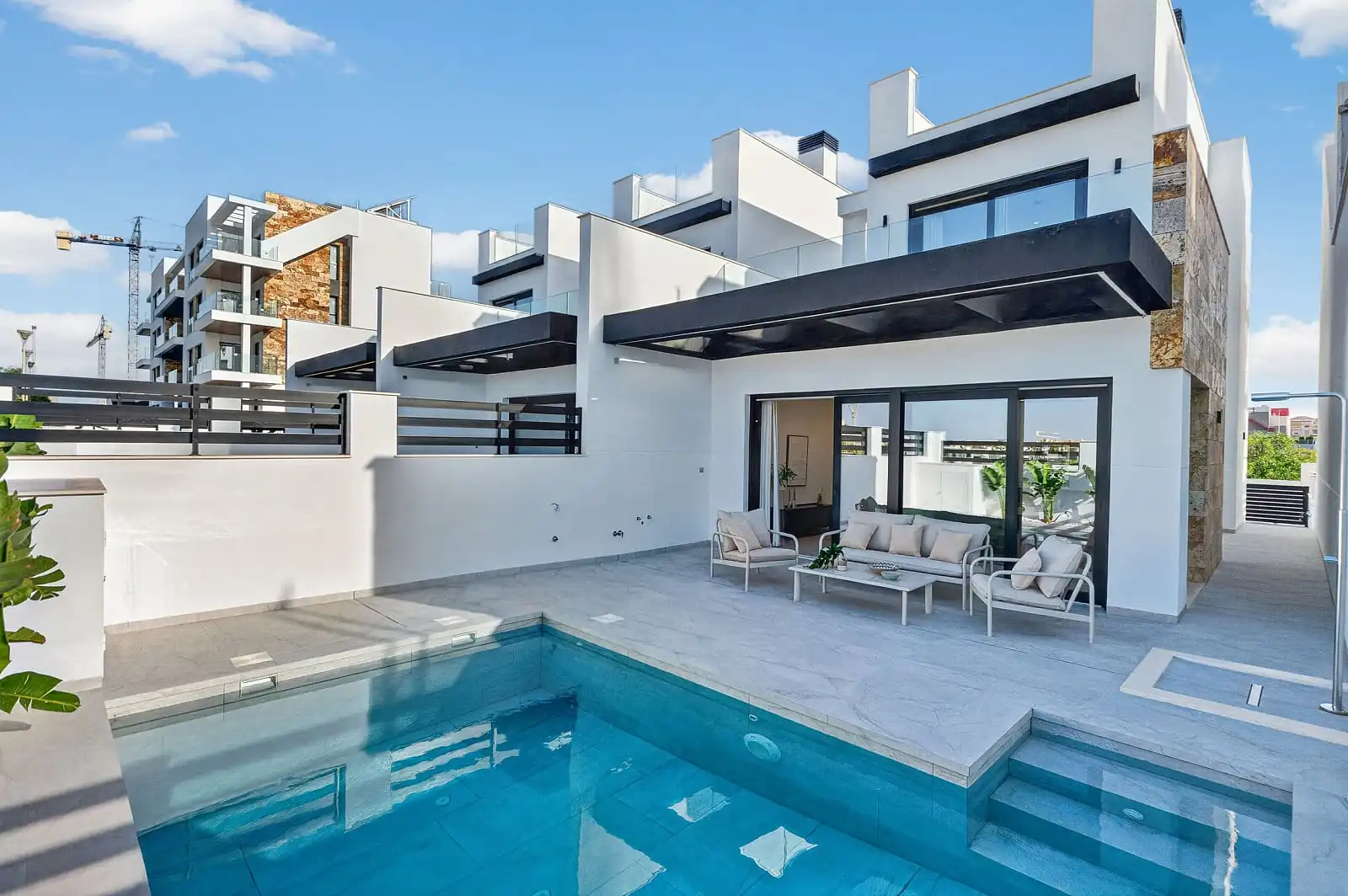 House with terrace for sale in Nueva Torrevieja - Aguas Nuevas