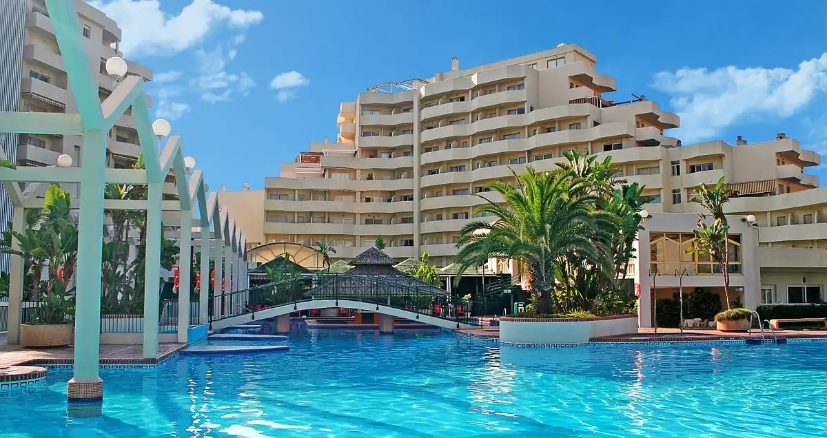 Habitatge amb piscina en venda a Avenida del Parque 3, imagen 15