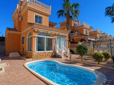 Haus mit Pool zum Verkauf in Algorfa