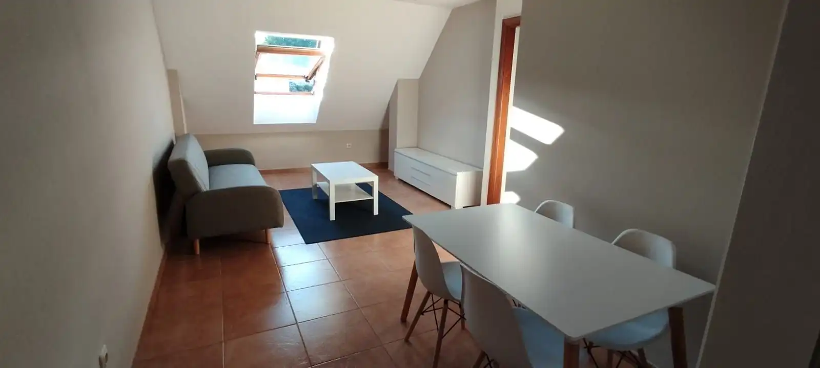Wohnzimmer von Wohnung zur Miete in Culleredo mit Heizung