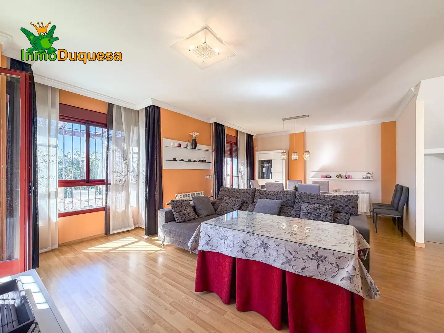 Casa aparellada amb balcó en venda a Calle DOÑANA 44, imagen 16