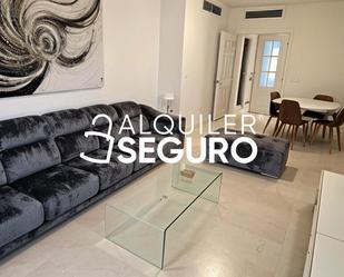 Living room of Flat to rent in  Sevilla Capital  with Air Conditioner, Heating and Terrace