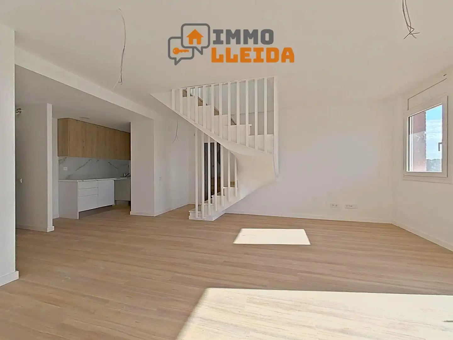 Dúplex amb terrassa en venda a Carrer Carrer Folch i Torres 12, imagen 10