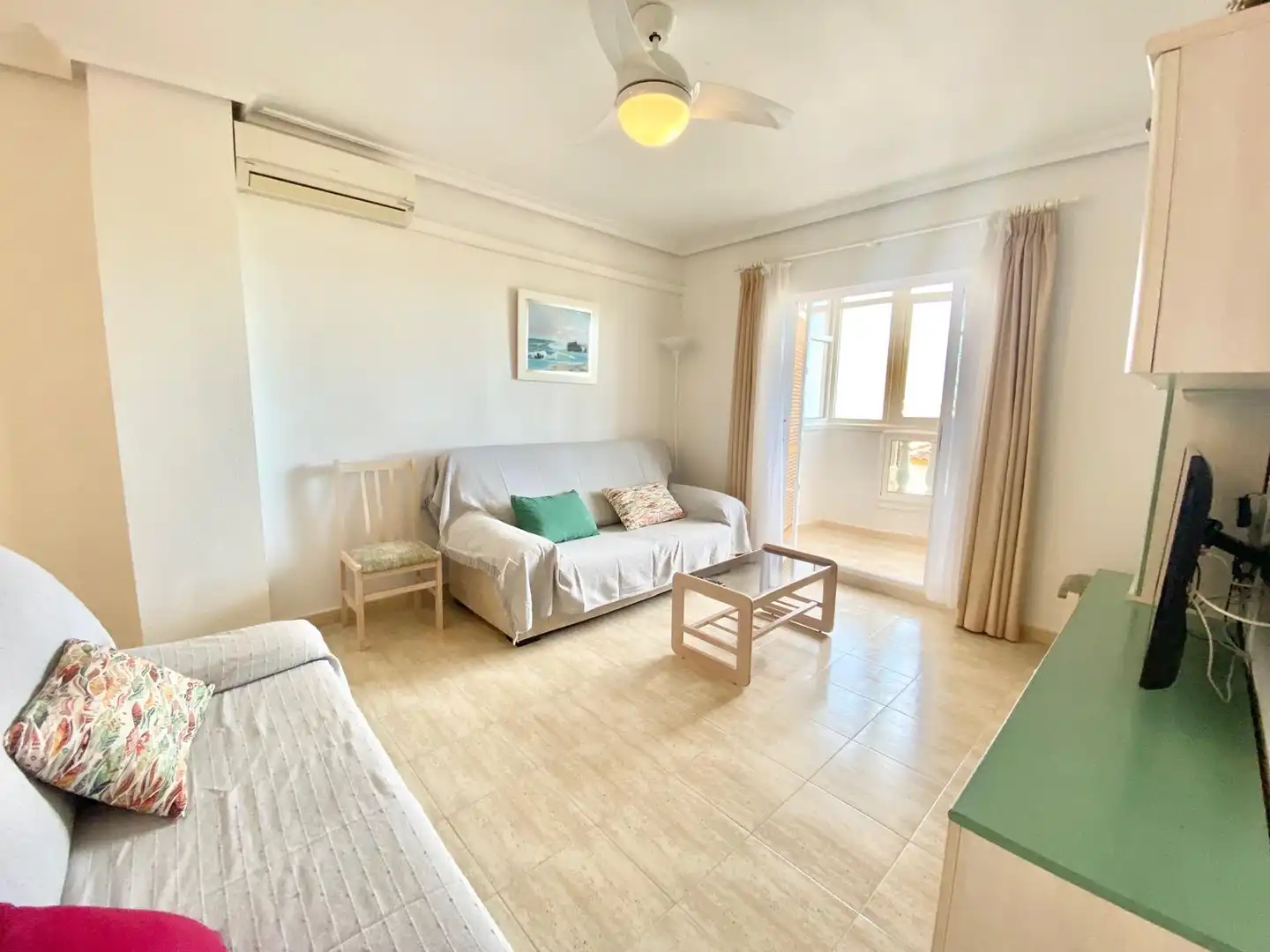 Living room of Apartments for rent in Torrevieja  with Air Conditioner, Heating and Terrace