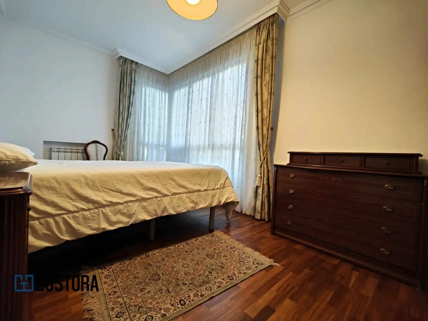 Habitación de Piso en venta en Donostia - San Sebastián  con Calefacción, Terraza y Trastero