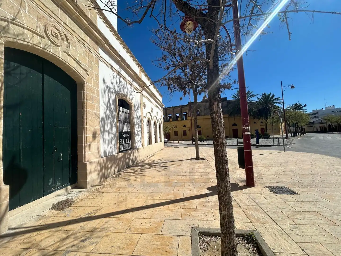 Local comercial de lloguer a Calle Calle Circo, imagen 2