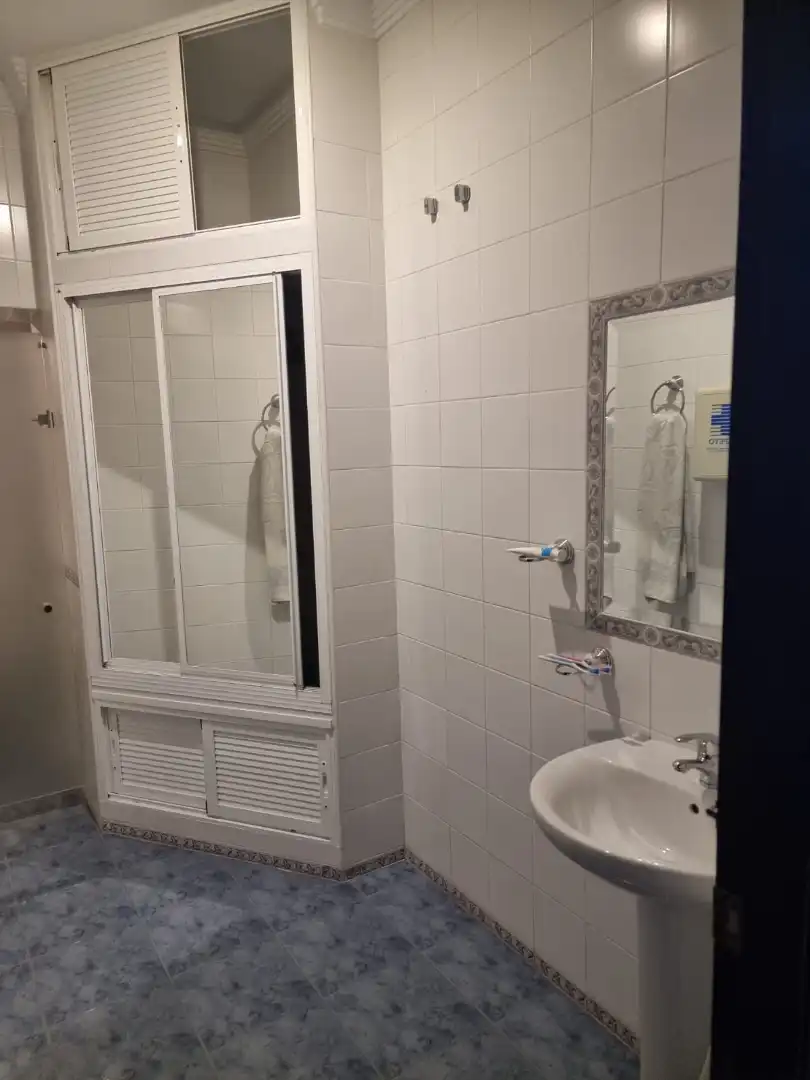 Bany de Casa o xalet en venda en Écija amb Aire condicionat, Calefacció i Jardí privat