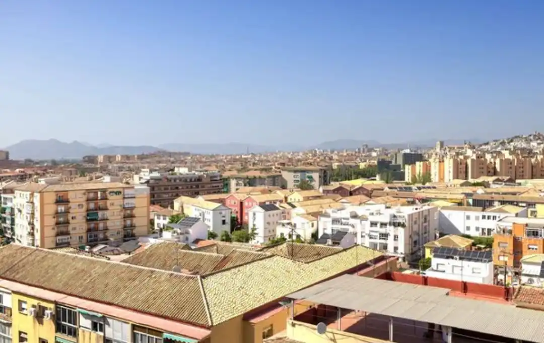 Wohnung zur Miete in Avenida de América, 40, Barrio de Zaidín