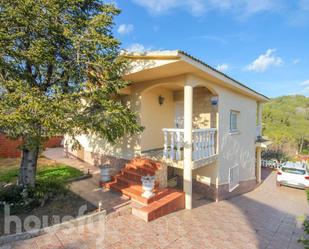 Exterior view of House or chalet for sale in Esparreguera  with Heating, Private garden and Terrace