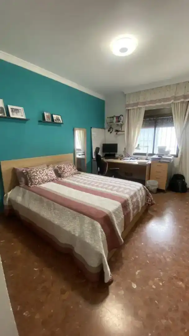 Dormitori de Casa o xalet en venda en La Carlota amb Aire condicionat i Piscina