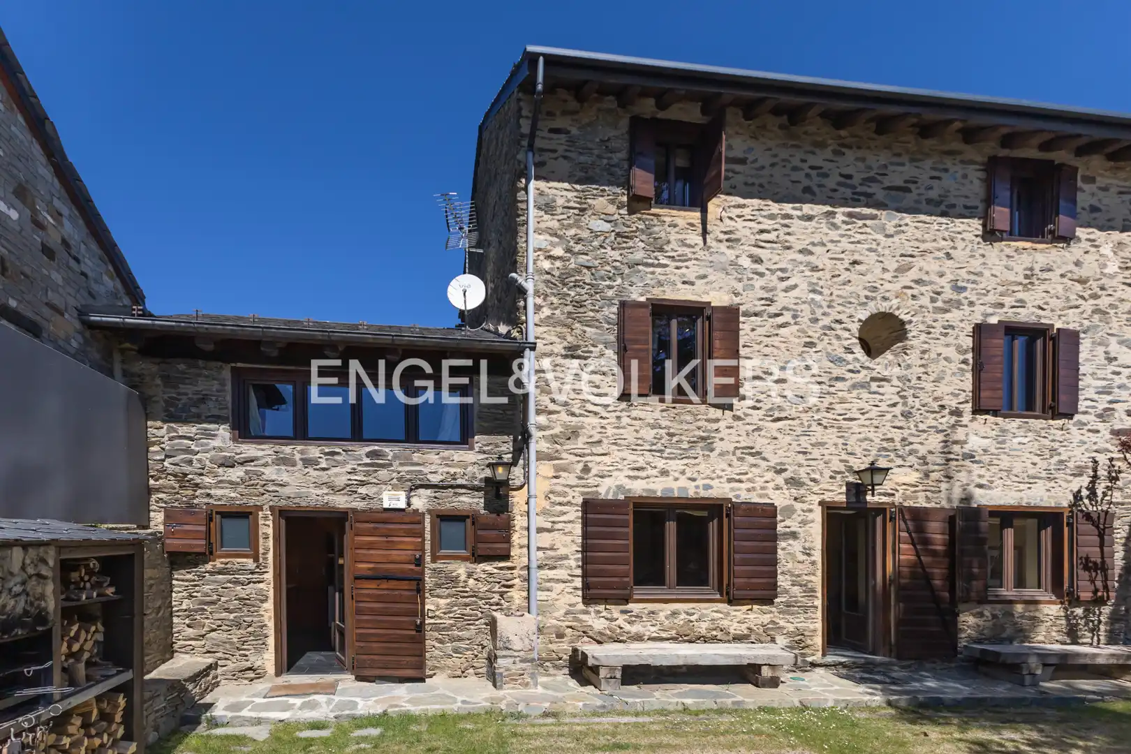 Vista exterior de Casa o chalet en venta en Bolvir con Calefacción, Jardín privado y Parquet
