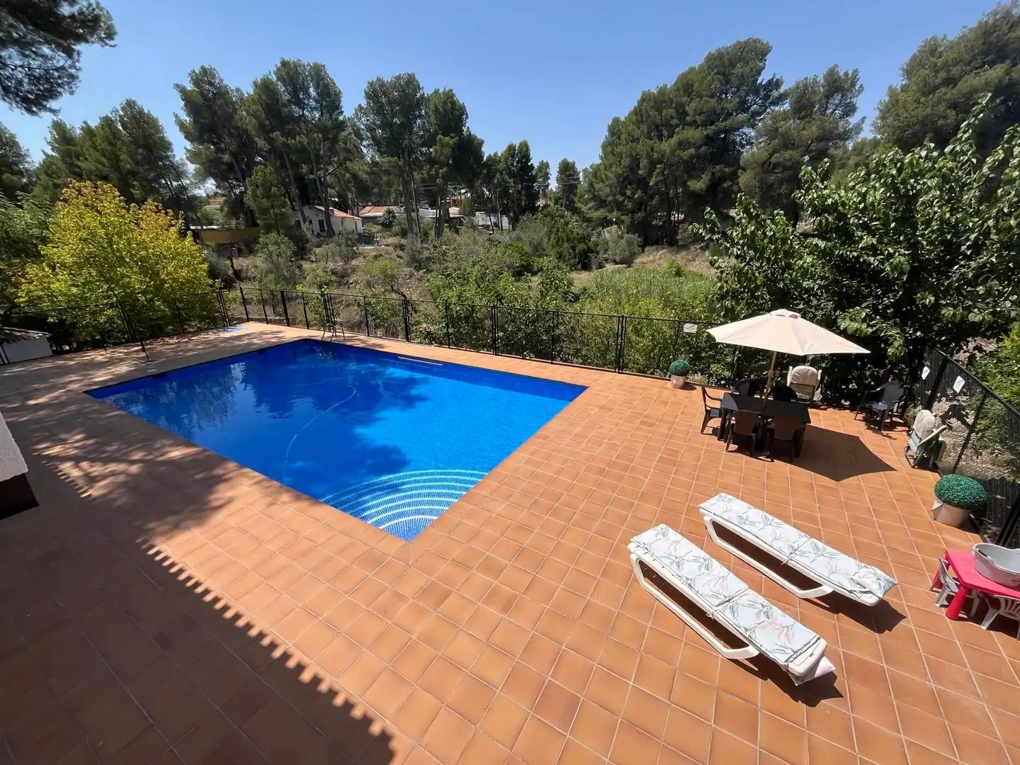 Piscina de Casa o xalet en venda en Almansa amb Aire condicionat, Calefacció i Jardí privat